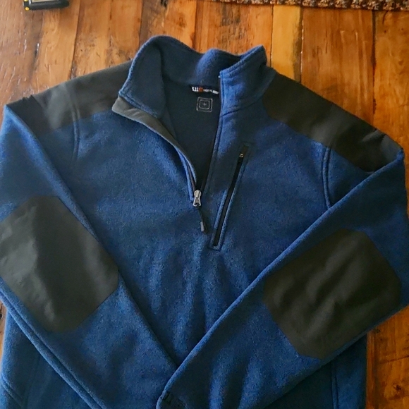 5.11 Tactical Other - 5.11 Men's large pull over zipper jacket